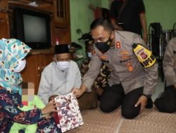 Dapat Bantuan dari Presiden,Istri terduga teroris disukabumi terharu