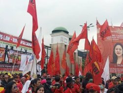 10.000 Ribu Buruh Akan Demo Besok, Apa Saja Tuntutannya?