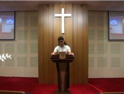 Pandangan UAS dan Ustadz Adi Hidayat Soal Muslim ke Gereja Seperti Gus Miftah