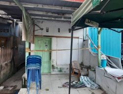 Densus 88 Sita Atribut FPI di Makassar