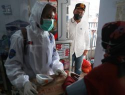 Pantau Hari Pertama Tim Detektor, Danny Berkeliling Lorong