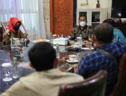 Perkuat UMKM Danny Ajak Pelaku Usaha Warung Kopi Pasar Segar Bangun Jejaring Sosial Network