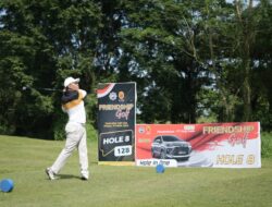 Nana Sudjana-Danny Pomanto Eratkan Persahabatan dengan Event Friendship Golf