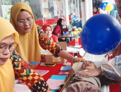 Pentingnya Edukasi Kesehatan Kulit Anak, Alfamart Bersama Zwitsal Gelar Posyandu